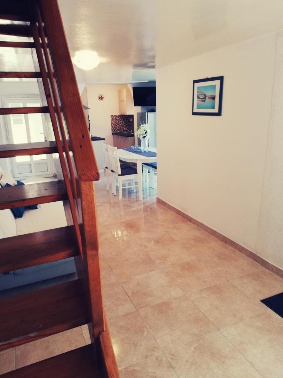 Apartment Surdic Valun Kültér fotó