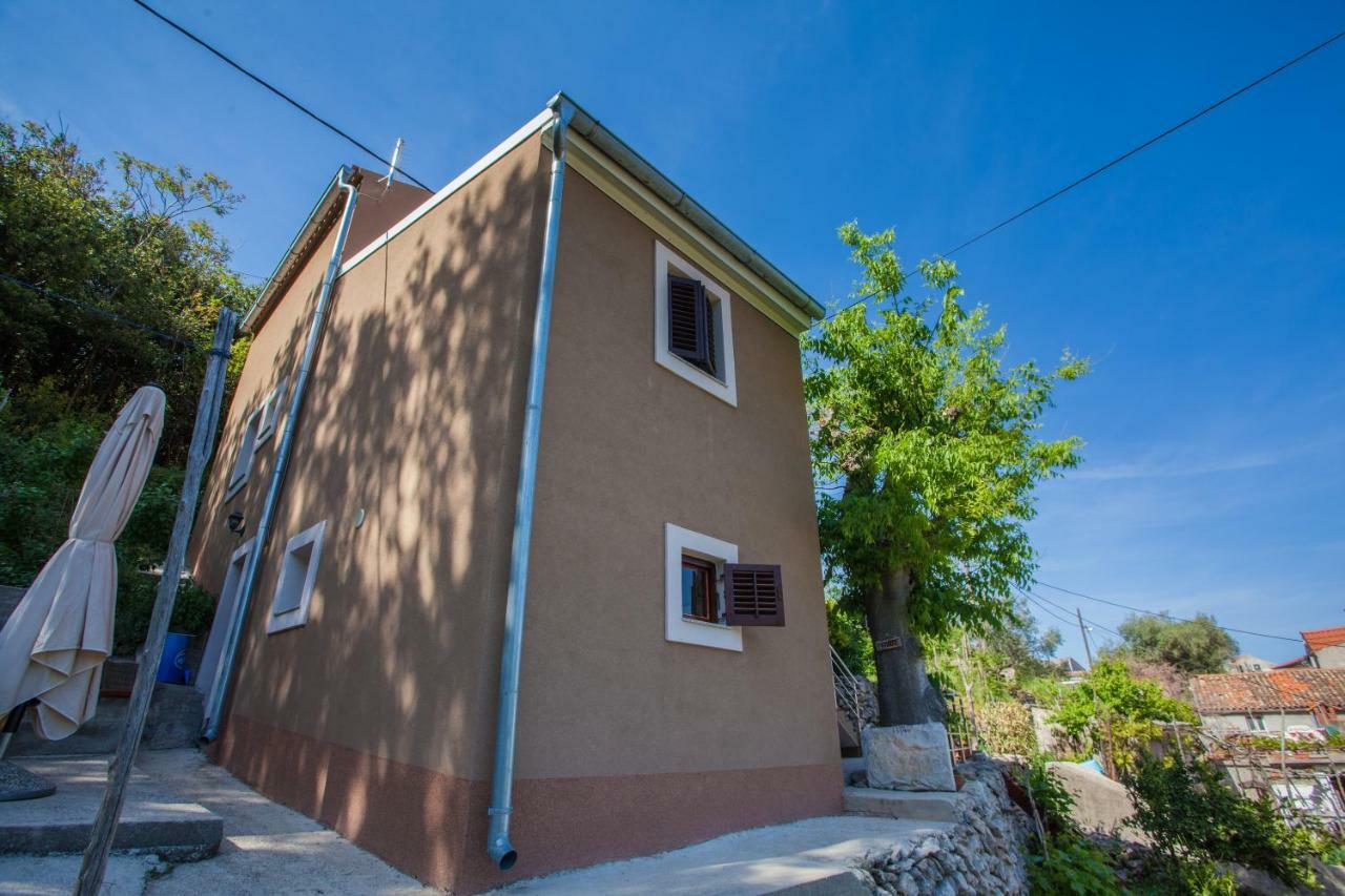 Apartment Surdic Valun Kültér fotó