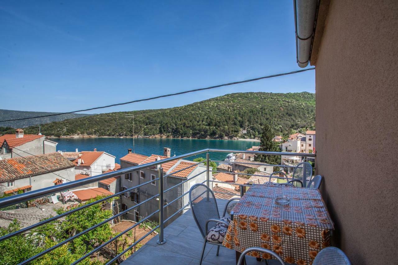 Apartment Surdic Valun Kültér fotó