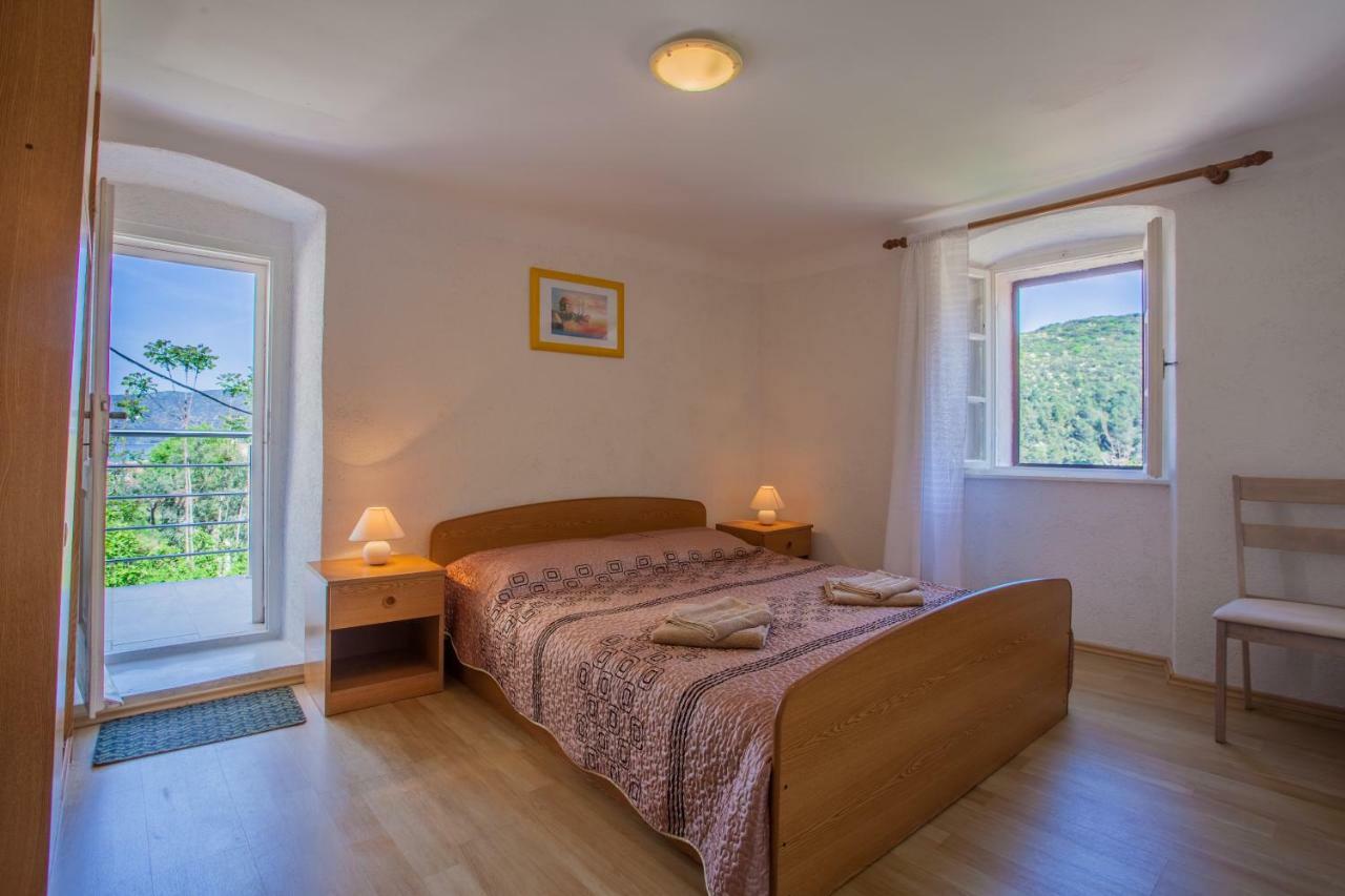Apartment Surdic Valun Kültér fotó