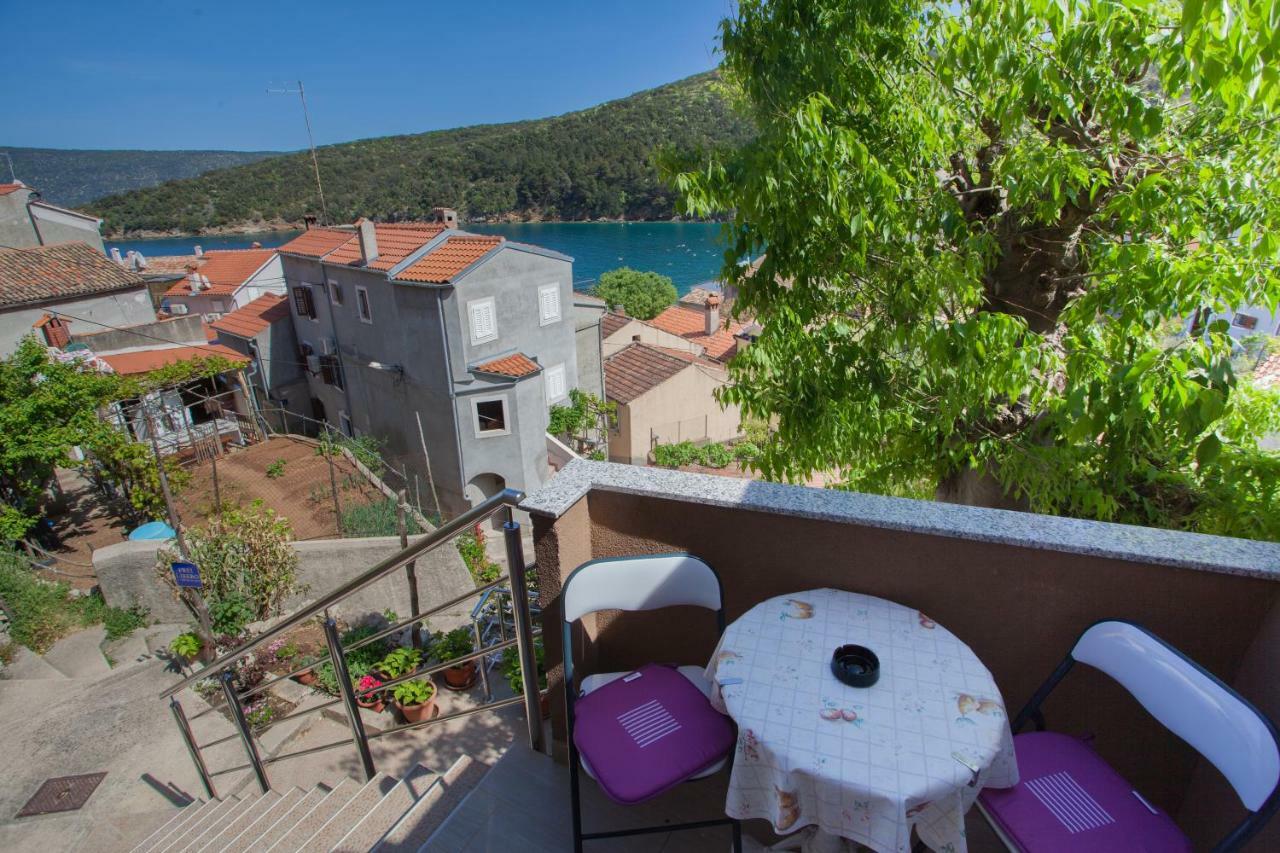 Apartment Surdic Valun Kültér fotó
