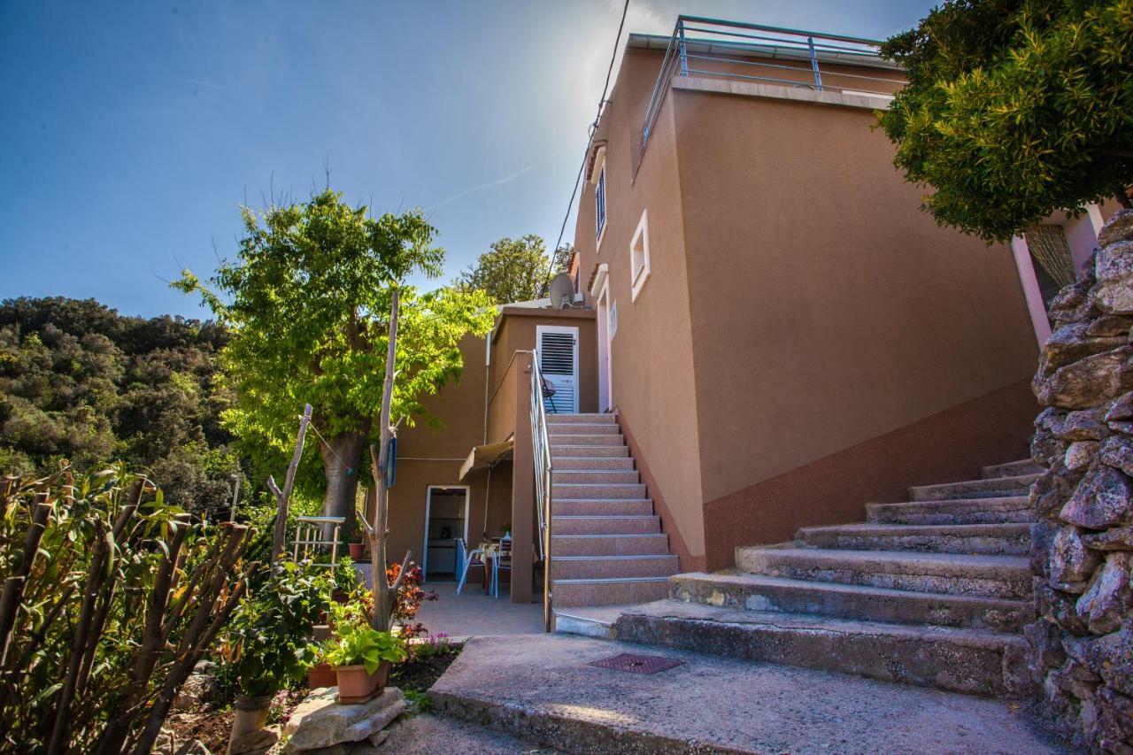 Apartment Surdic Valun Kültér fotó