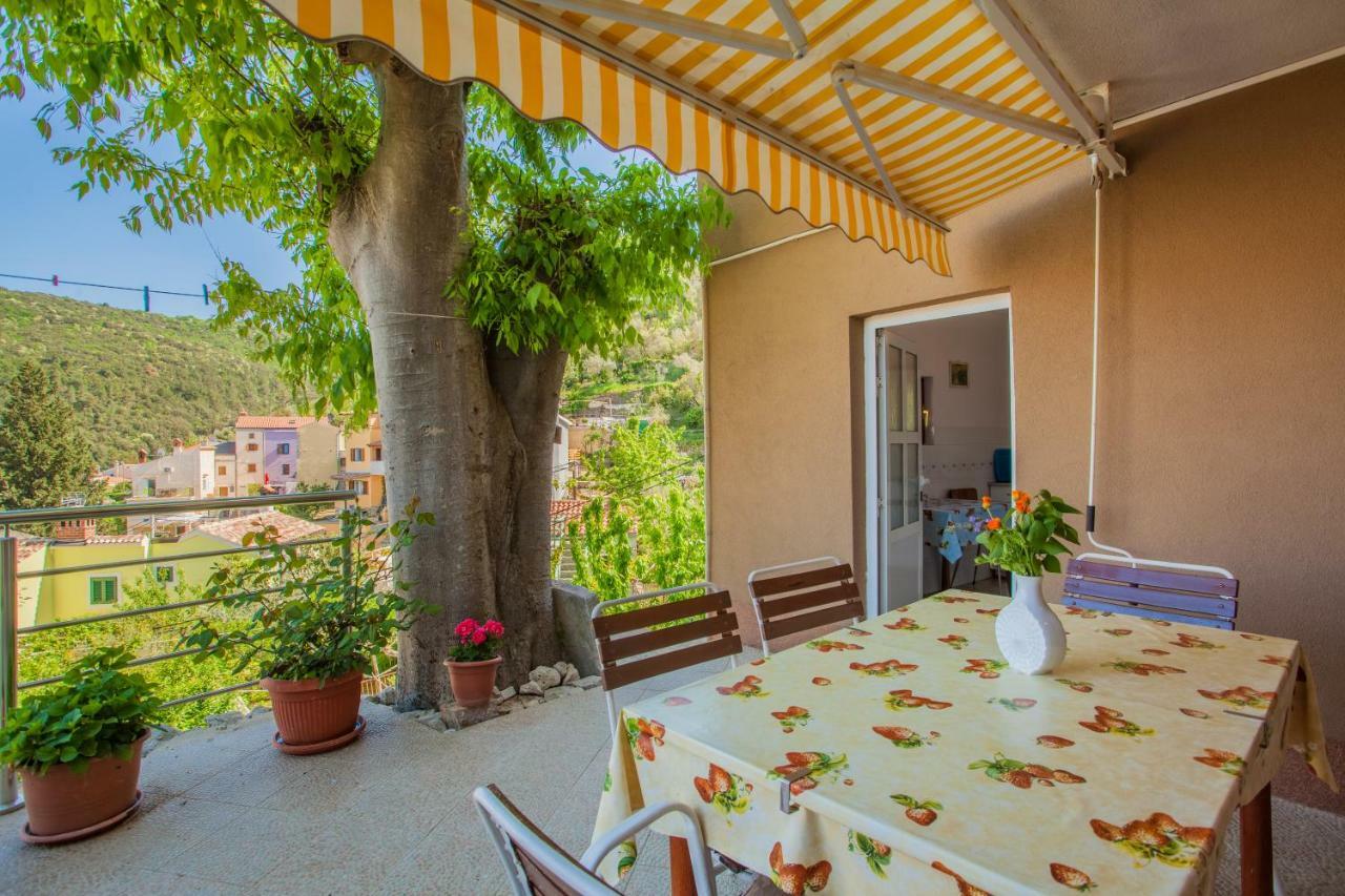 Apartment Surdic Valun Kültér fotó