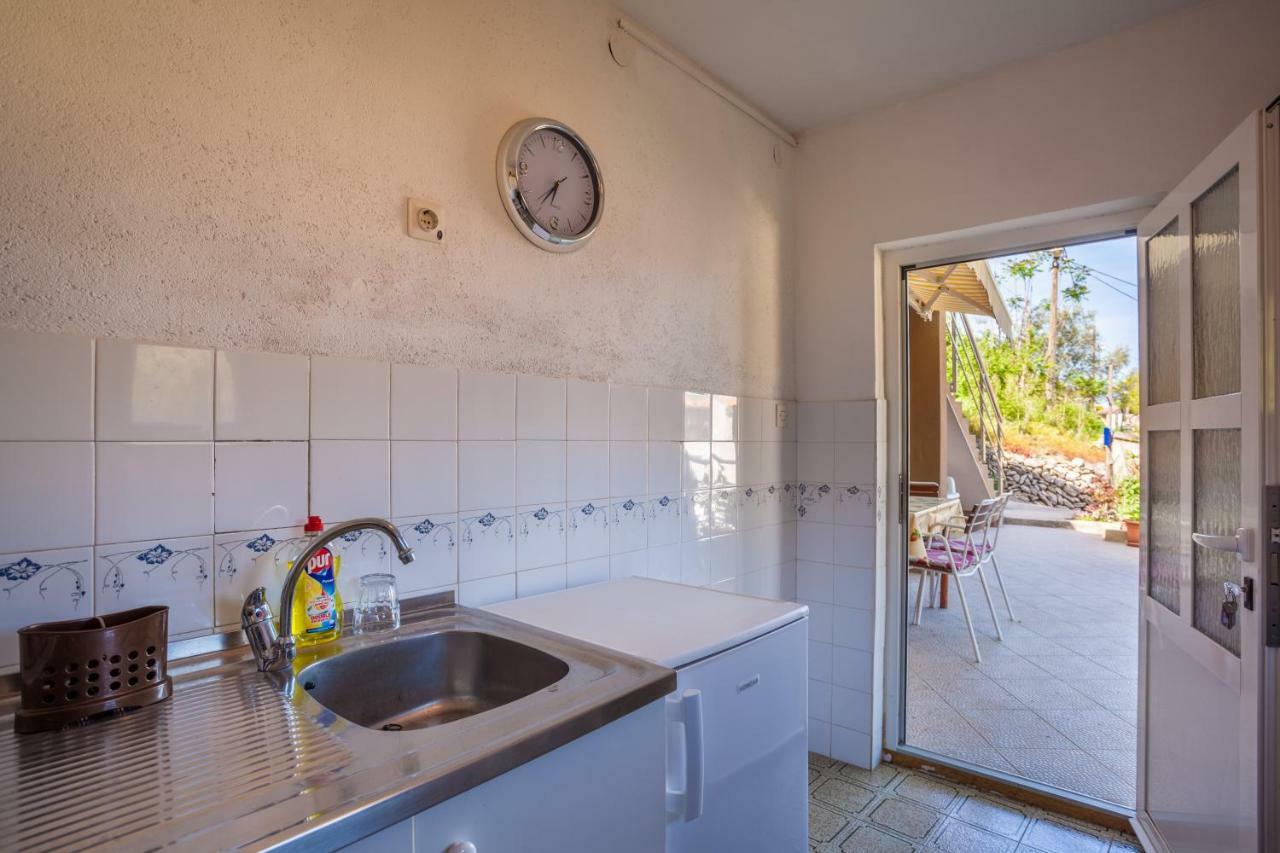 Apartment Surdic Valun Kültér fotó